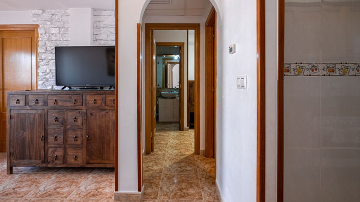 Image No.26-2 Bed Apartment for sale