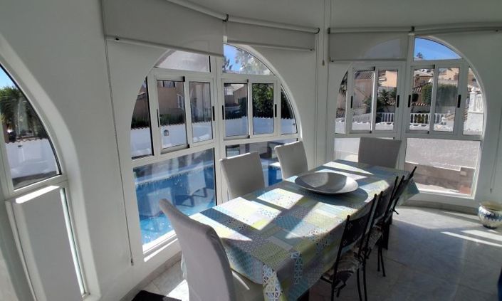 Image No.38-5 Bed Villa for sale