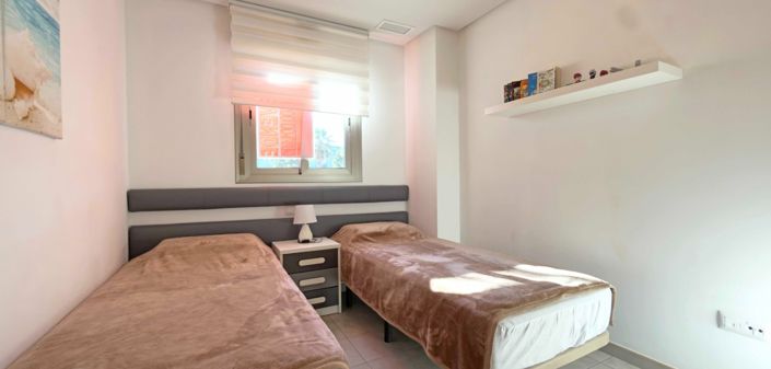 Image No.17-2 Bed Apartment for sale