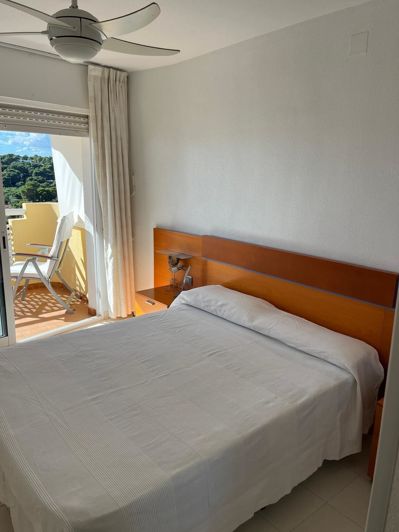 Image No.25-3 Bed Apartment for sale