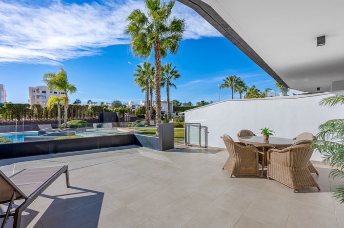 Image No.4-2 Bed Apartment for sale