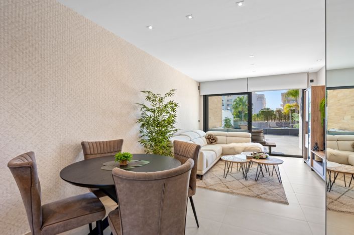 Image No.8-2 Bed Apartment for sale