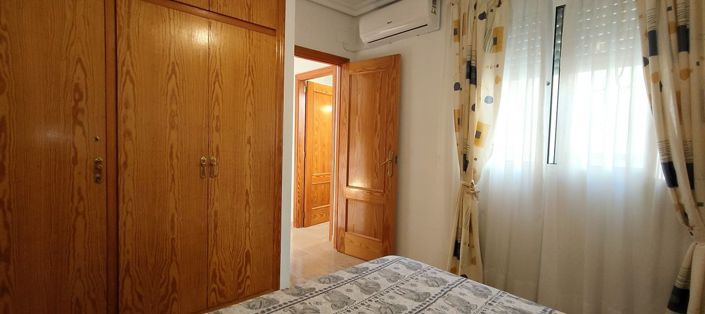 Image No.19-3 Bed Townhouse for sale