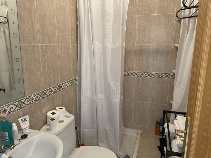 Image No.14-3 Bed Townhouse for sale