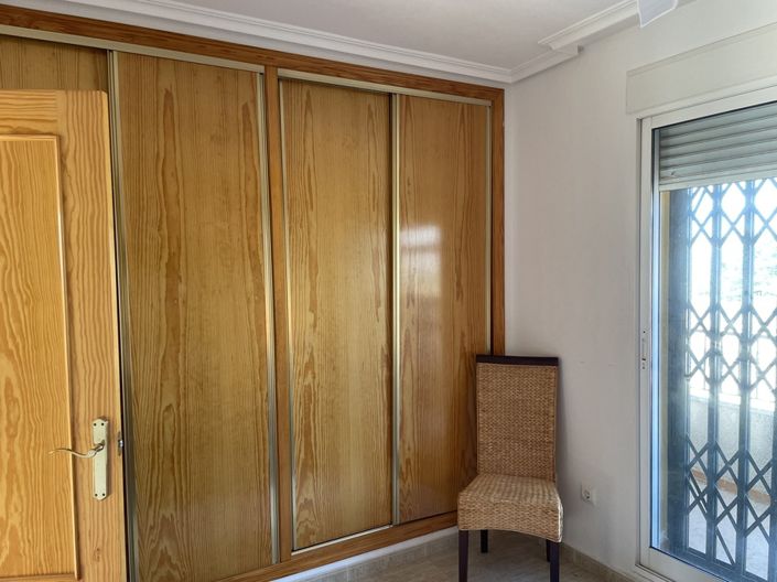 Image No.16-3 Bed Townhouse for sale