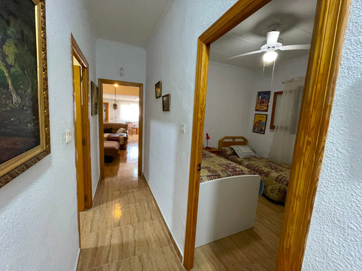 Image No.10-4 Bed Townhouse for sale