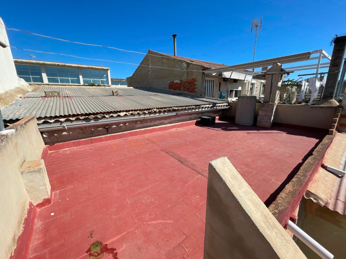 Image No.27-4 Bed Townhouse for sale