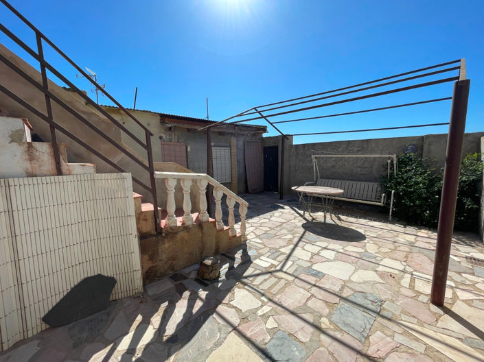 Image No.8-4 Bed Townhouse for sale