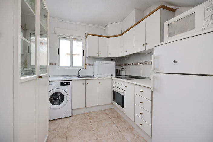 Image No.8-3 Bed Apartment for sale