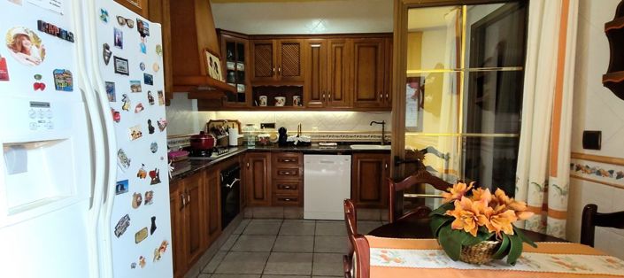 Image No.17-4 Bed Country House for sale