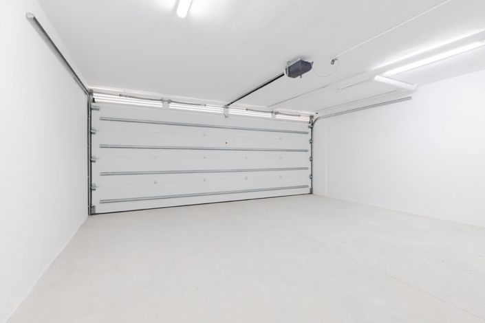 Image No.12-3 Bed Villa for sale