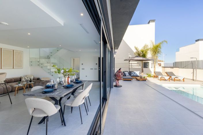 Image No.4-3 Bed Villa for sale