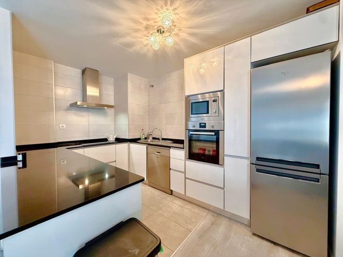 Image No.7-2 Bed Apartment for sale