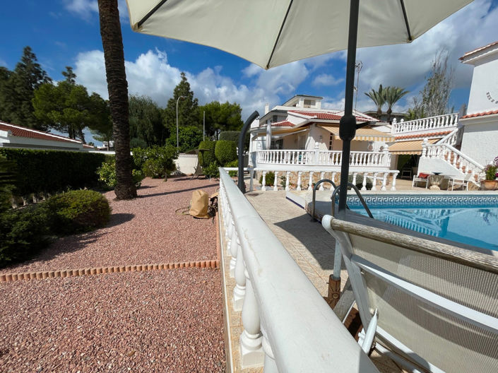 Image No.10-3 Bed Villa for sale