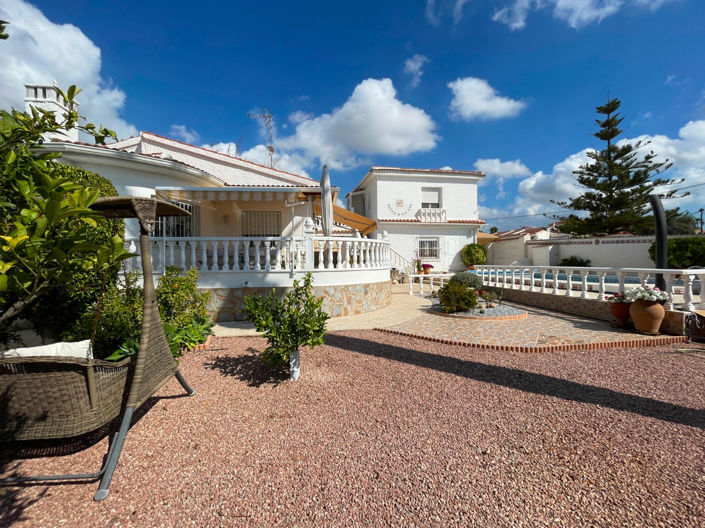 Image No.13-3 Bed Villa for sale