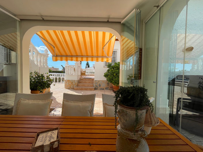 Image No.2-3 Bed Villa for sale