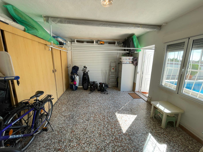 Image No.29-3 Bed Villa for sale