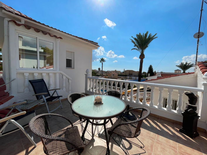 Image No.30-3 Bed Villa for sale