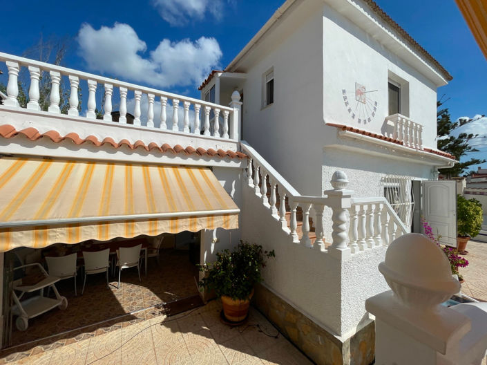 Image No.42-3 Bed Villa for sale