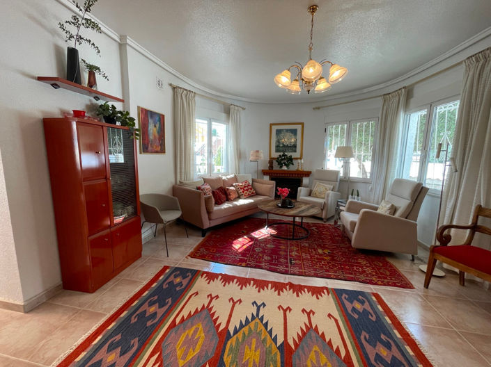 Image No.44-3 Bed Villa for sale