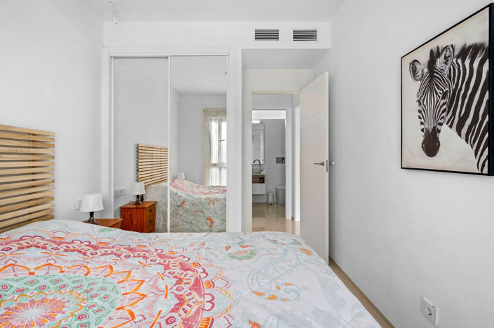 Image No.15-2 Bed Apartment for sale