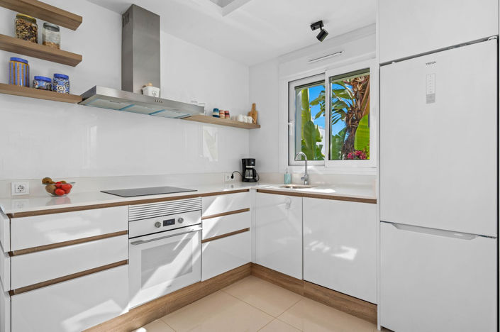 Image No.4-2 Bed Apartment for sale