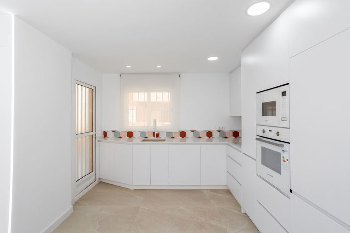 Image No.9-2 Bed Apartment for sale