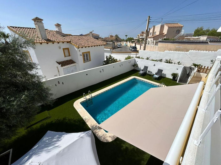Image No.24-3 Bed Villa for sale