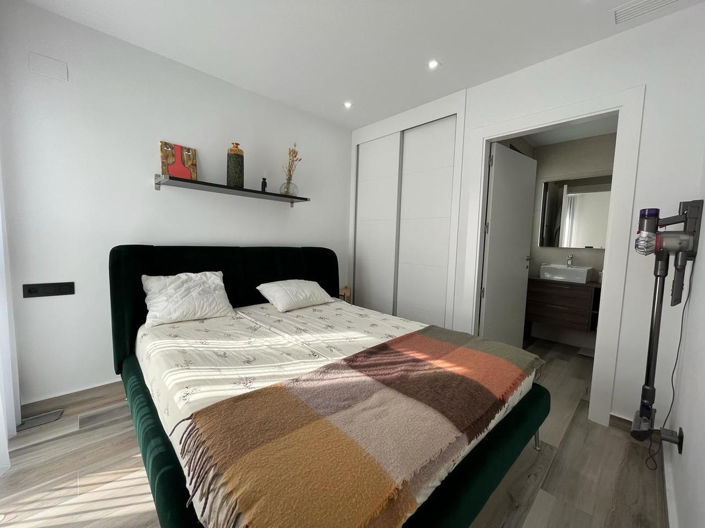 Image No.8-3 Bed Villa for sale