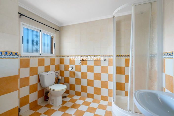 Image No.19-4 Bed Villa for sale