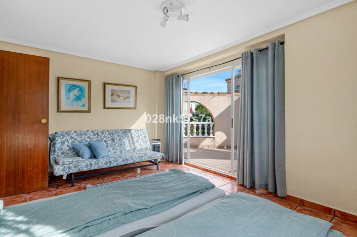 Image No.24-4 Bed Villa for sale