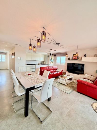 Image No.36-3 Bed Apartment for sale