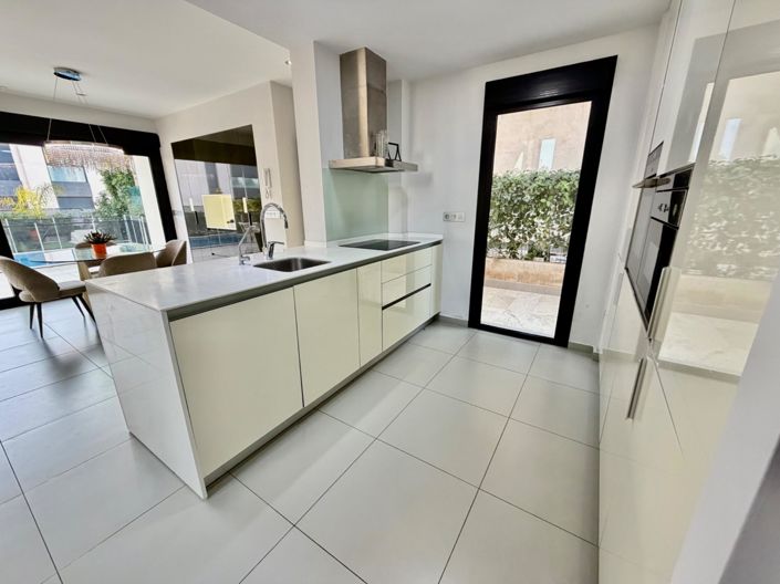 Image No.9-3 Bed Villa for sale