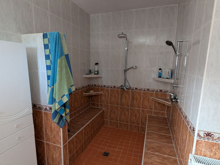 Image No.31-5 Bed Country House for sale