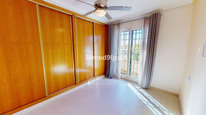 Image No.12-2 Bed Townhouse for sale