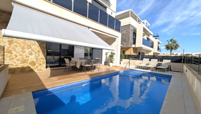 Image No.25-4 Bed Villa for sale