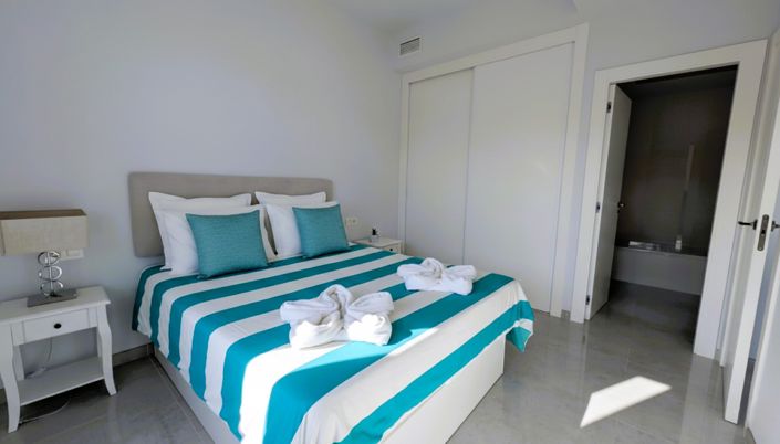 Image No.30-4 Bed Villa for sale