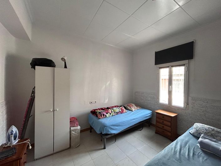 Image No.12-2 Bed Townhouse for sale