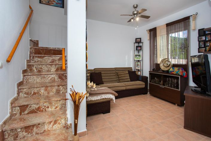 Image No.5-2 Bed Townhouse for sale