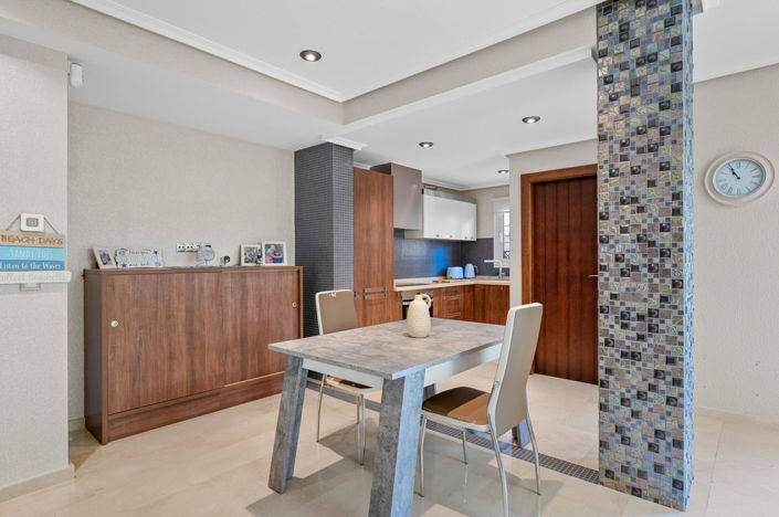 Image No.12-2 Bed Apartment for sale