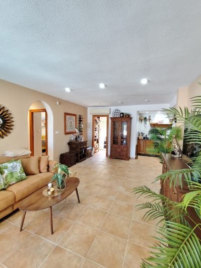 Image No.6-4 Bed Villa for sale