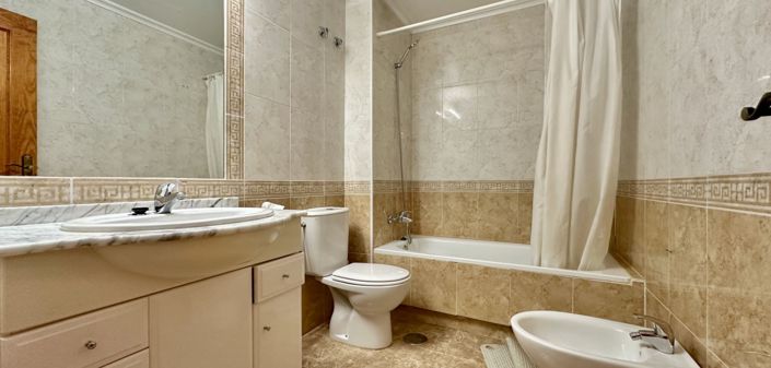 Image No.23-2 Bed Apartment for sale