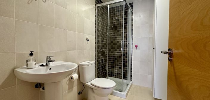 Image No.30-3 Bed Apartment for sale