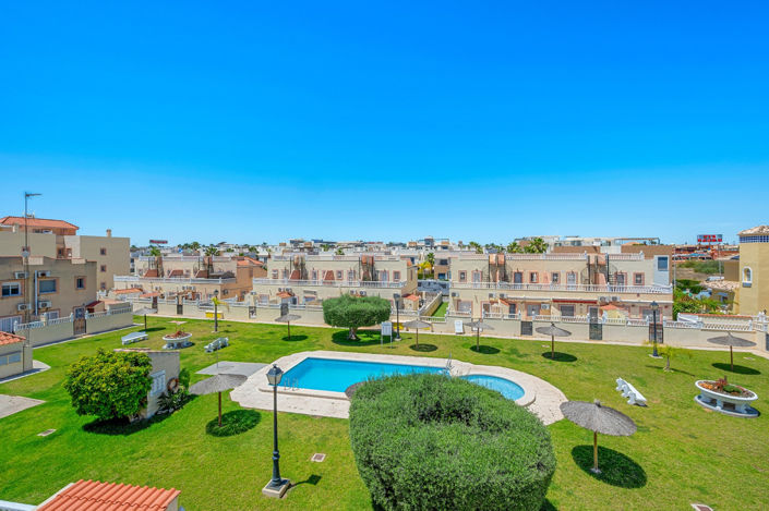 Image No.3-3 Bed Townhouse for sale