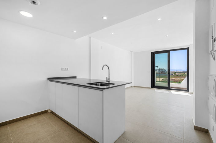 Image No.7-2 Bed Apartment for sale