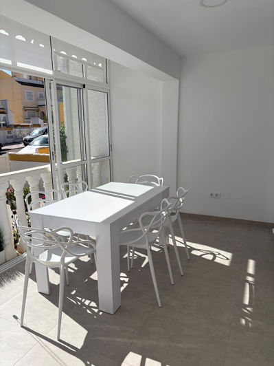 Image No.25-3 Bed Townhouse for sale