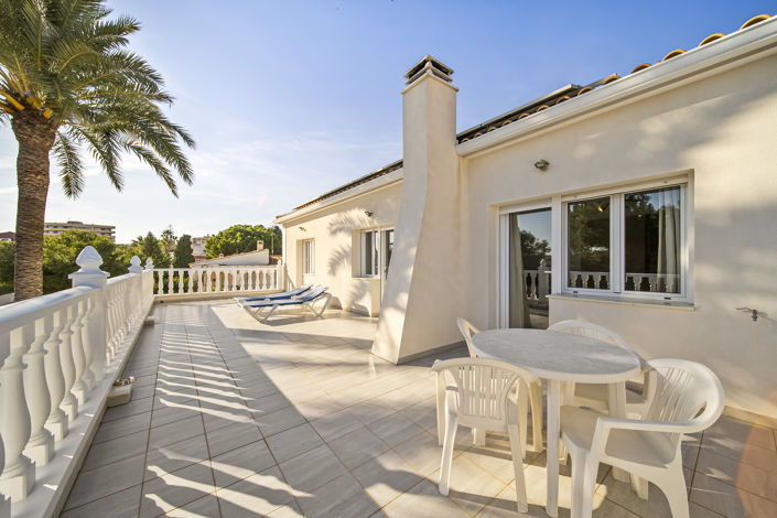 Image No.19-6 Bed Villa for sale