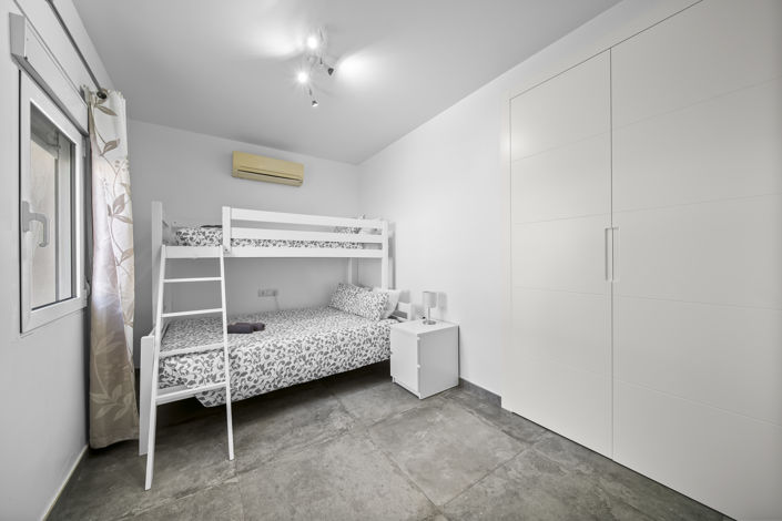 Image No.26-6 Bed Villa for sale