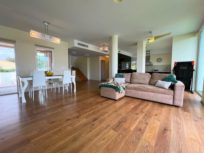 Image No.6-6 Bed Villa for sale