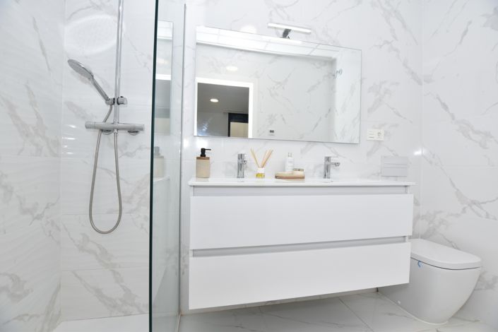 Image No.18-3 Bed Villa for sale